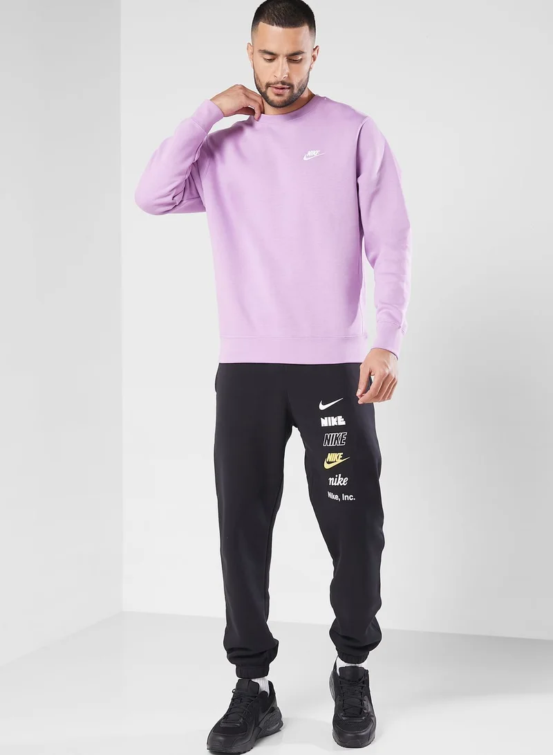 Nike Logo Club Cuffed Sweatpants