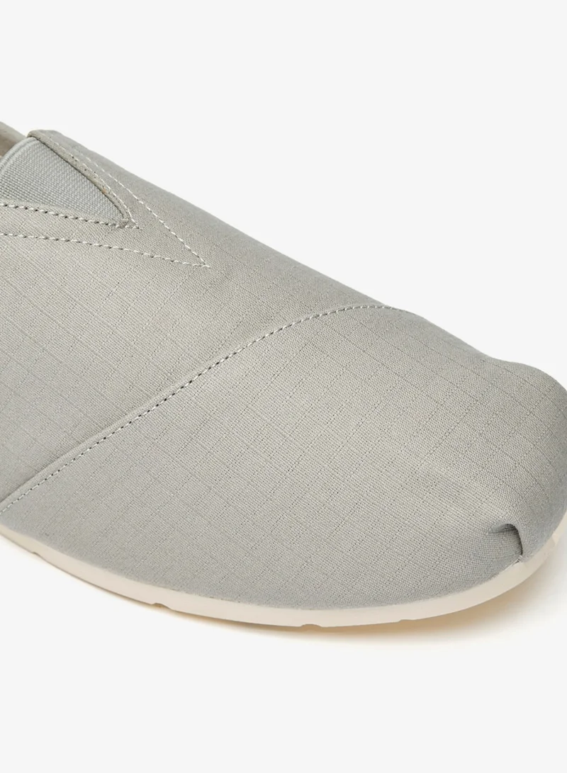 ال بي ال من شو اكسبرس Mens Solid Slip On Loafers With Gusset Detail By Shoexpress