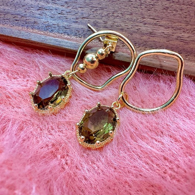 French vintage vintage asymmetrical earrings Fashion Jewelry Gift for Women - Image 4