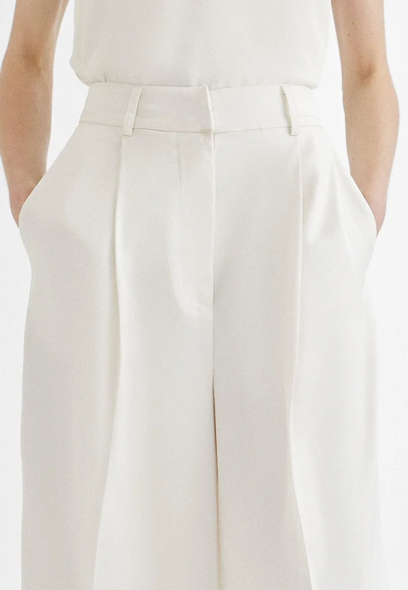 Lola Casademunt Flowing darted trousers