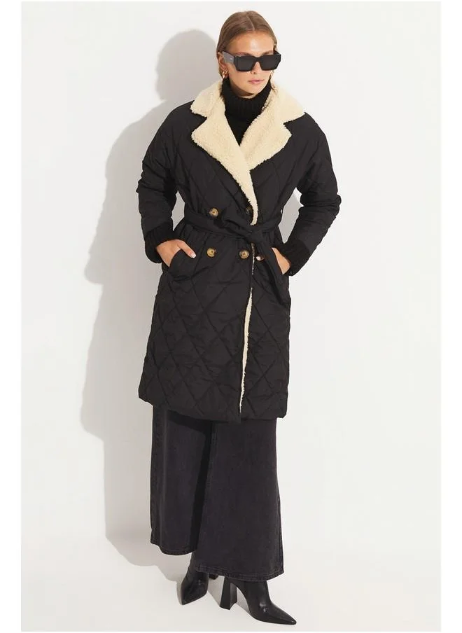 JUNE June Fur Detailed Necked Coat Black