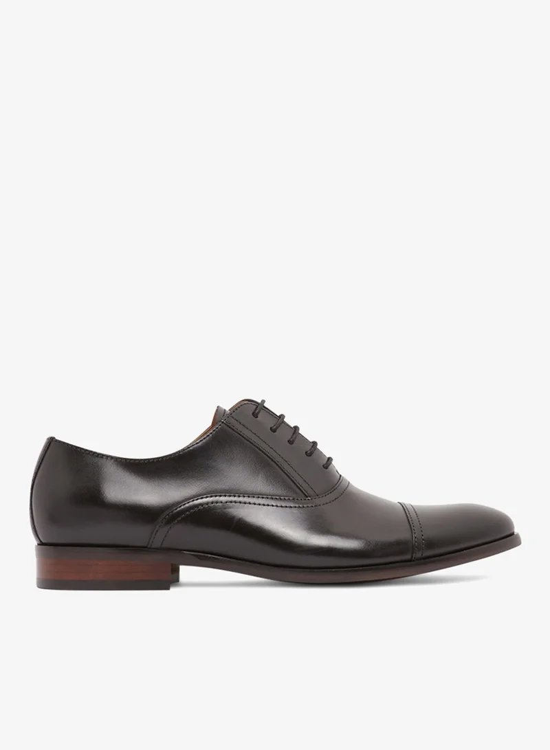 Herbert Round Toe Oxford Shoes