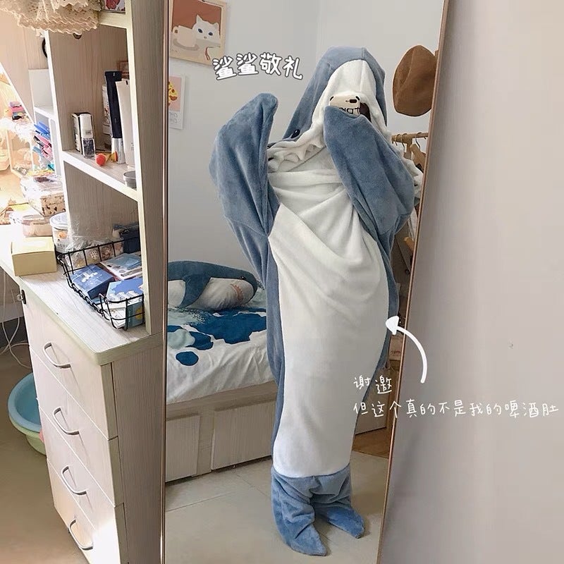 Shark Sleeping Bag Adult Hoodie Flannel Home Clothes Loose Pajamas Shark Blanket - Image 2