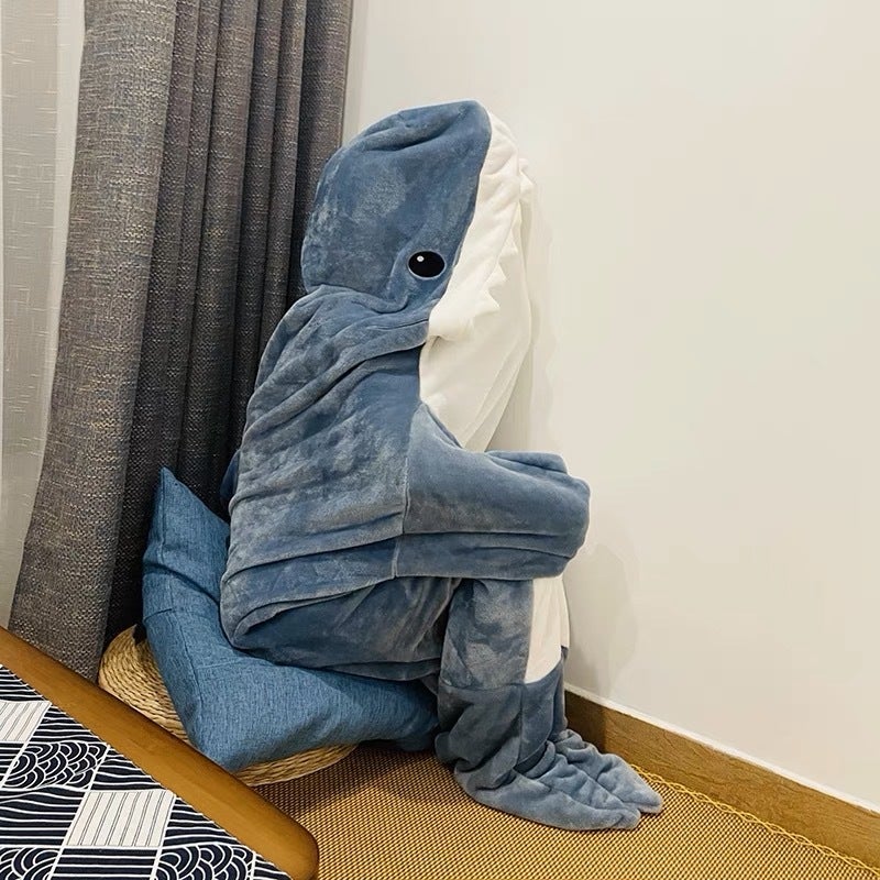 Shark Sleeping Bag Adult Hoodie Flannel Home Clothes Loose Pajamas Shark Blanket - Image 3