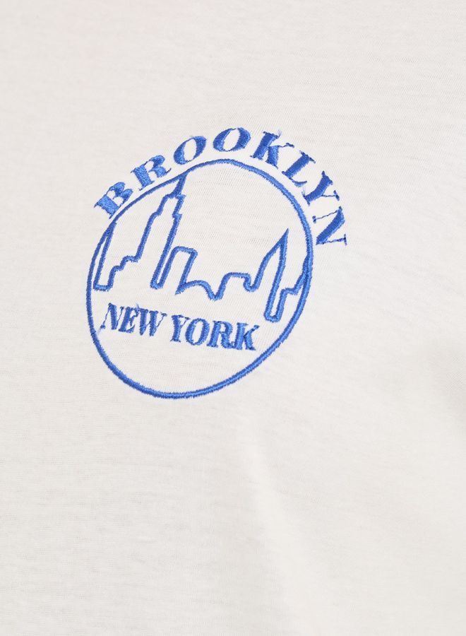 Styli Oversized Embroidered Brooklyn Slogan Longline T-Shirt - Image 3