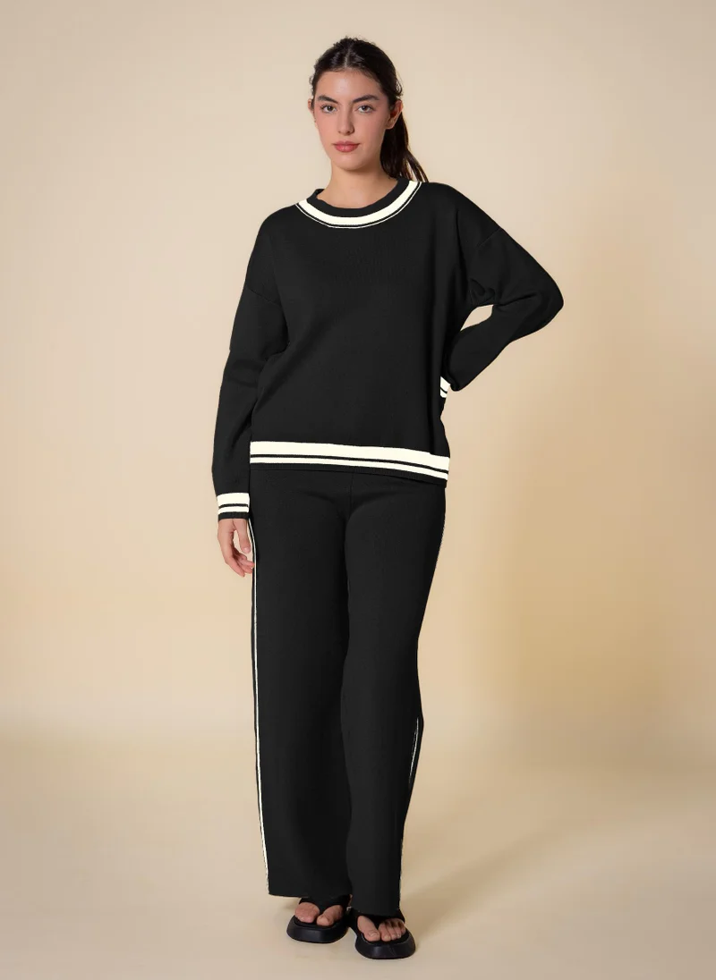 SHAPES KNITTED SWEATER SET