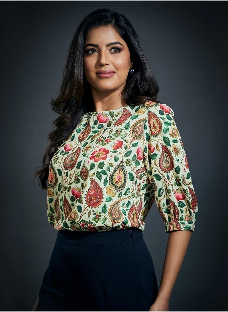 Zigzag Half Sleeve Printed Chiffon Round Neck Top