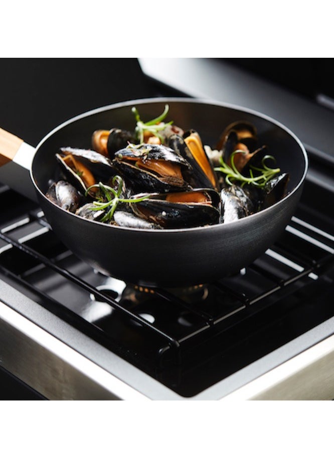 barbecook شواية غاز Barbecook Stella 3201 باللون الأسود مع خزائن  - Image 2
