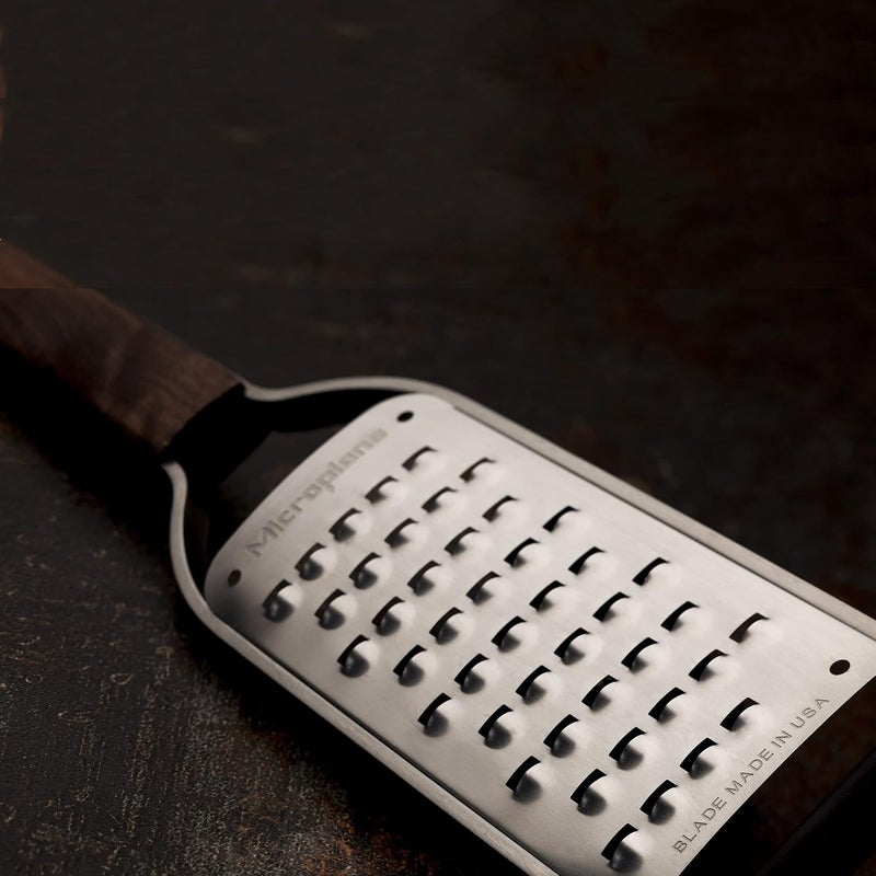Microplane Kitchen Grater Extra coarse for Potato, Zucchini, Carrot, Apple, Cabbage and Cheese with Stainless Steel Blades - Made in USA - Image 2
