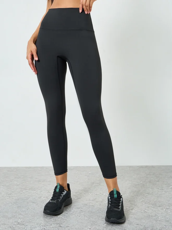 ستايلي Styli Black High-Rise Leggings