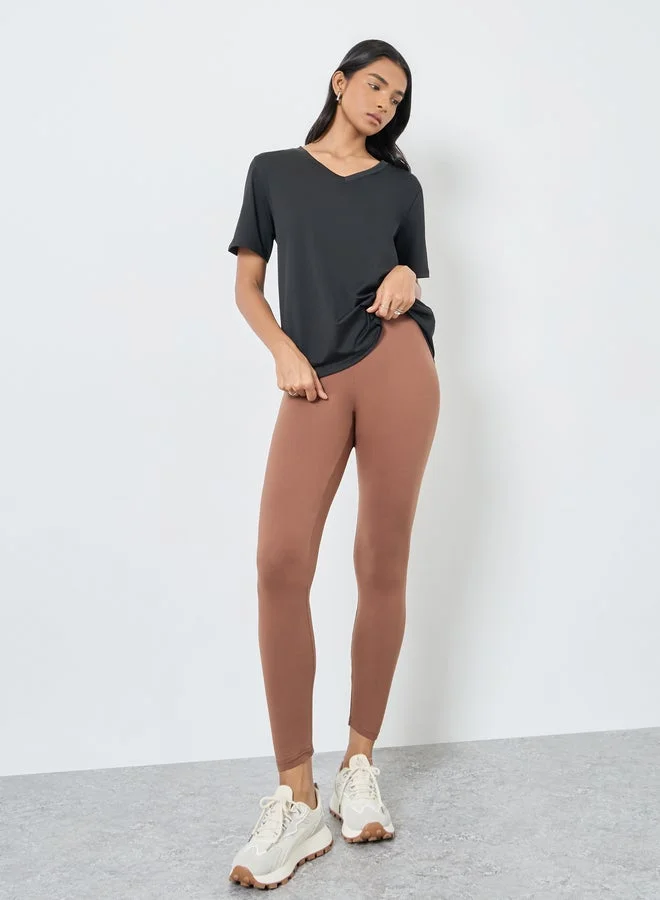 Take Two Solid V-Neck Regular Fit T-Shirt