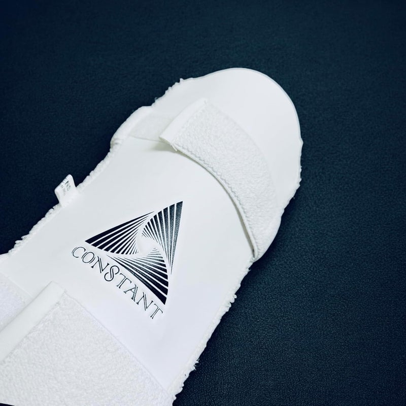 CONSTANT حارس ذراع الكريكيت ONE (مصنوع، جلد PU) (أبيض، مقاس رجال) - Image 2