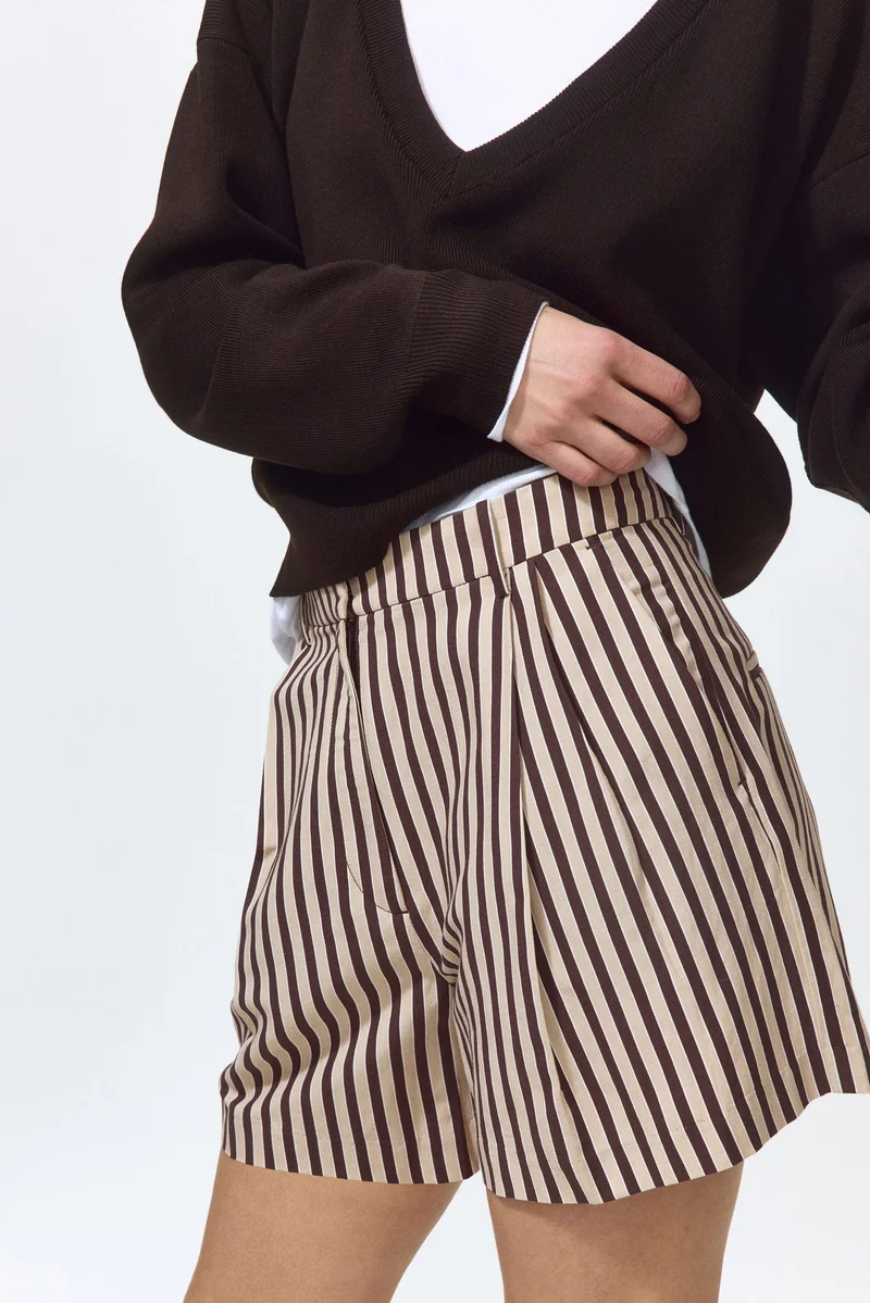 H&M Tailored linen-blend shorts