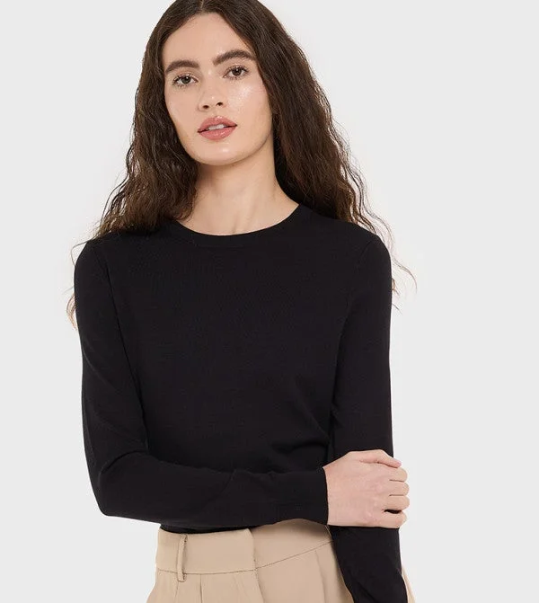 BCBG BCBG Basic Round Neck Flat Knit Sweater