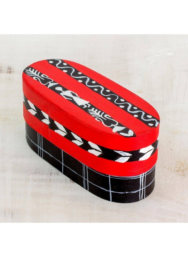 NOVICA دمى قلق مصنوعة يدويًا من القطن اثنا عشر مع صندوق من خشب الصنوبر من غواتيمالا ملونة زينة إكسسوارات زخرفية ودمى معاد تدويرها 'جمال البلاد' (مجموعة من 12) - Image 5