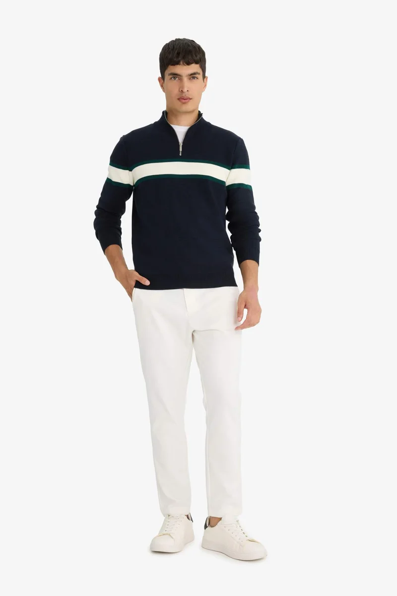 ديفاكتو Standard Fit Turtleneck Knitwear Pullover