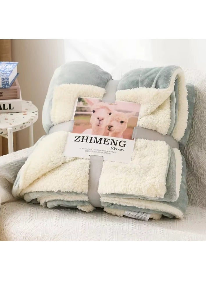 بطانيه ناعمه/ غطاء سرير /مصنوعه من صوف الاغنام