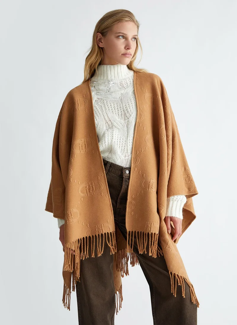 ليو جو Poncho with logo