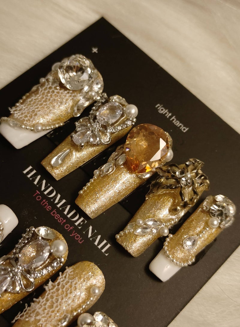 LauraTheBeauty 【Sweet Heart】10 Pcs Rhinestone Nail Art False Nails Short Square Fake Nails Press on Nails with Wearing Tools - Image 4