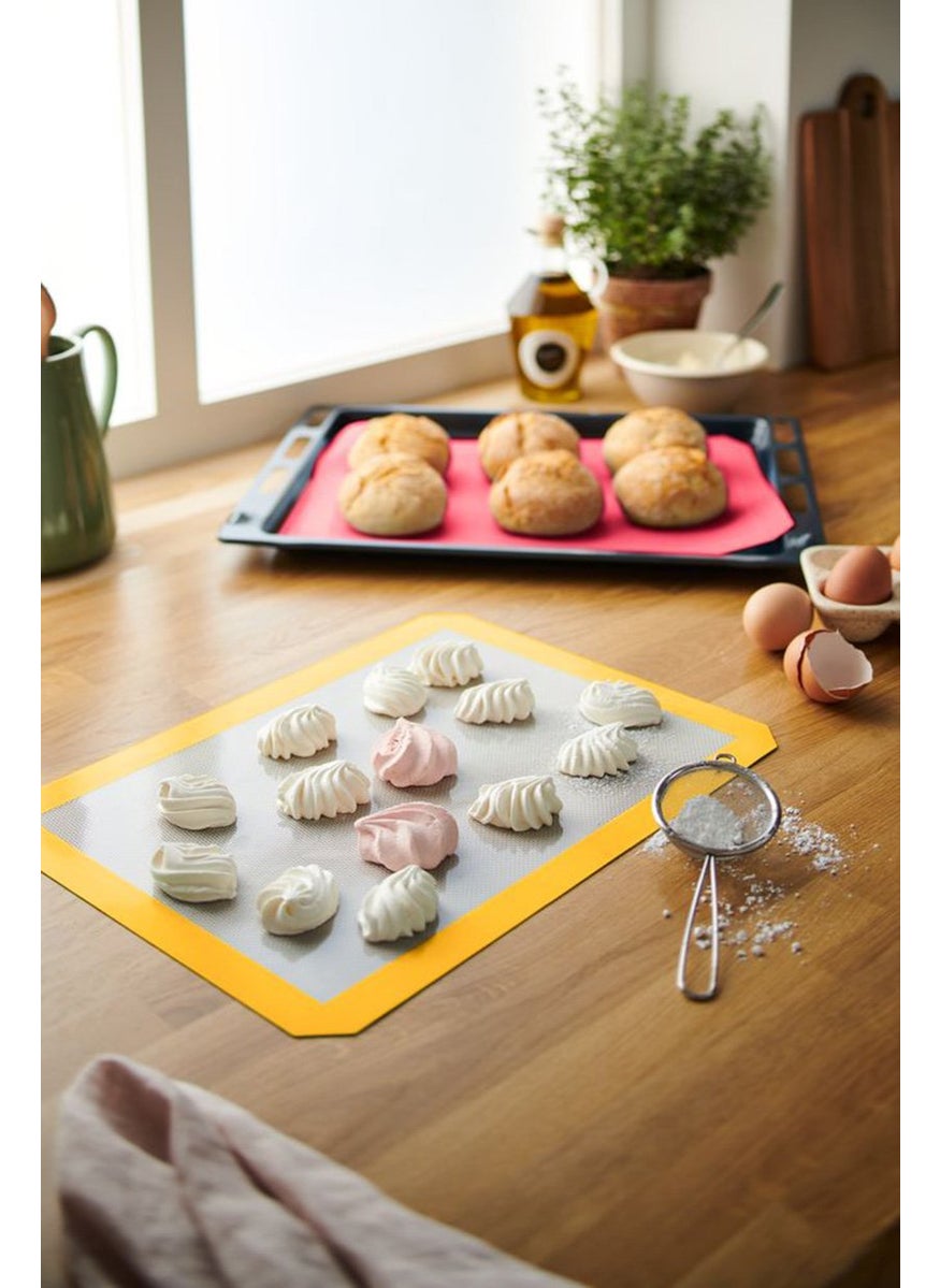 Tchibo Professional Reusable Baking Mats Red Combo  - Image 1