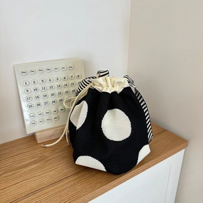High-End Retro Wave Dot Shoulder Bag Niche Crossbody Bag All-Match Fashionable Knitted Bucket Bag Drawstring Storage - Image 1