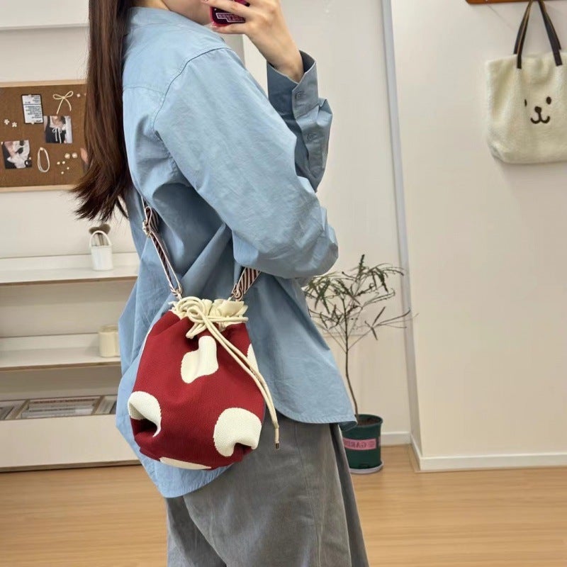 High-End Retro Wave Dot Shoulder Bag Niche Crossbody Bag All-Match Fashionable Knitted Bucket Bag Drawstring Storage - Image 3