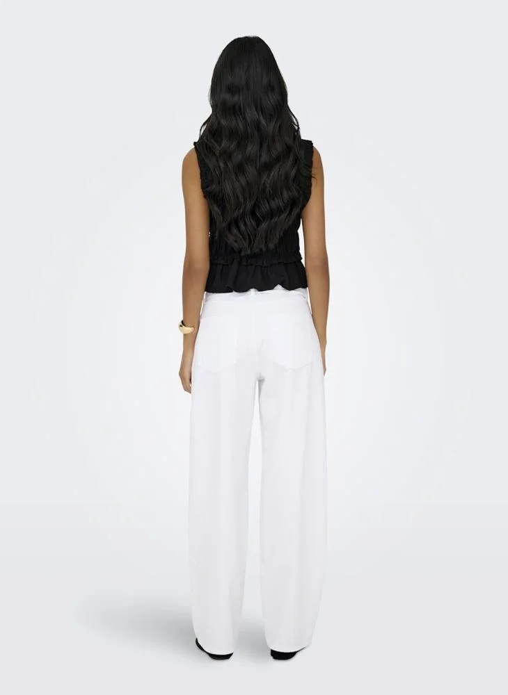 اونلي بلوزة كتان بأكمام قصيرة وكشكشة