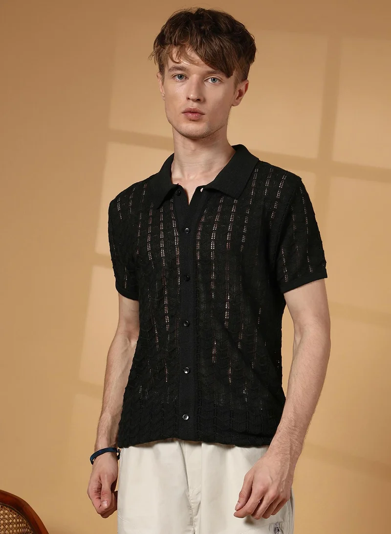 Campus Sutra Men's Onyx Black Spear-Knit Slim-Fit Shirt