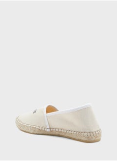 LACOSTE أحذية إسبراديلز بشعار أهابيا  - Image 2