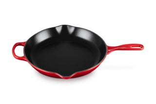 Le Creuset Enameled Cast Iron Signature Iron Handle Skillet 1175 238 qt Cerise - pzsku/Z05B5D5A7A7FAA4F96A87Z/45/1749489795/029b03c1-667d-4d4c-9c17-49ee134ed2aa