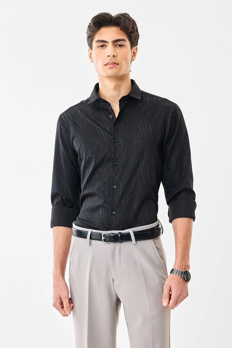 سنيتش قميص جاكار بقصة ضيقة