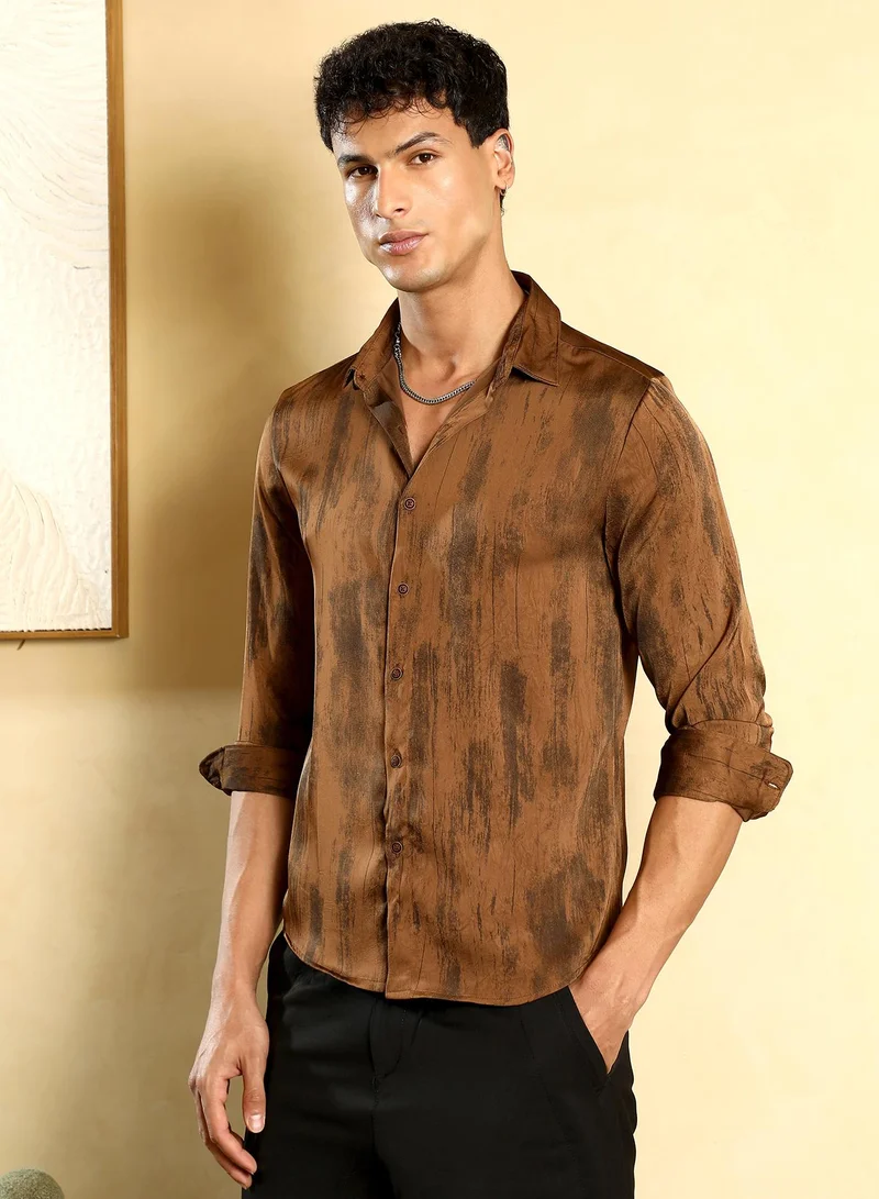 Campus Sutra Men's Chocolate Brown Gleaming-Grazed Satin Shirt