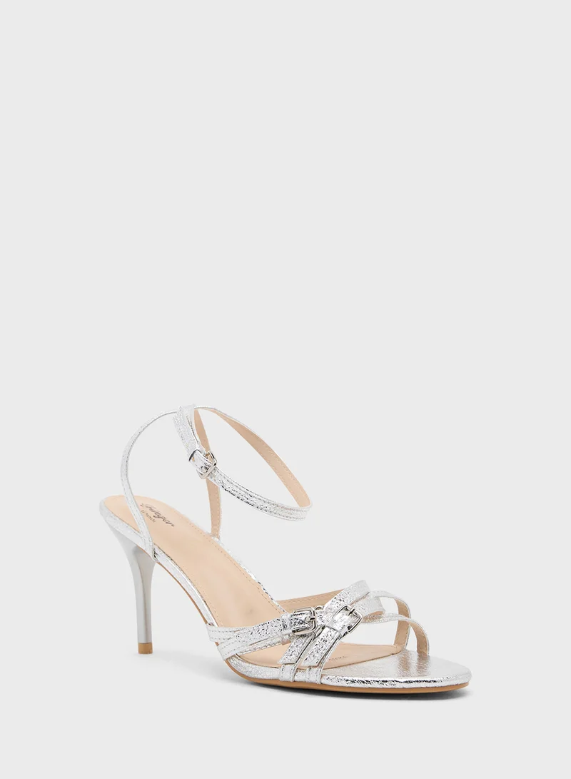 جينجر Crossover Strap Heeled Sandal