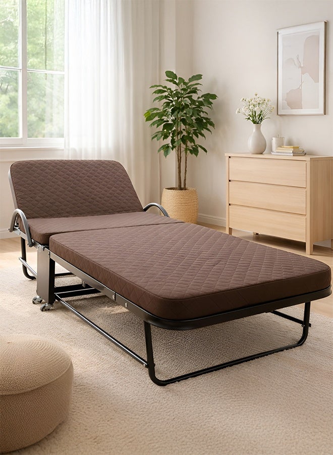 كادي ون سرير قابل للطي بطول 190 سم مع مرتبة مريحة و هيكل معدني متين، سرير حديد فردي متنقل متعدد الاستخدامات مزود بعجلات لسهولة الحركة مثالي للمنزل و الرحلات - Image 1