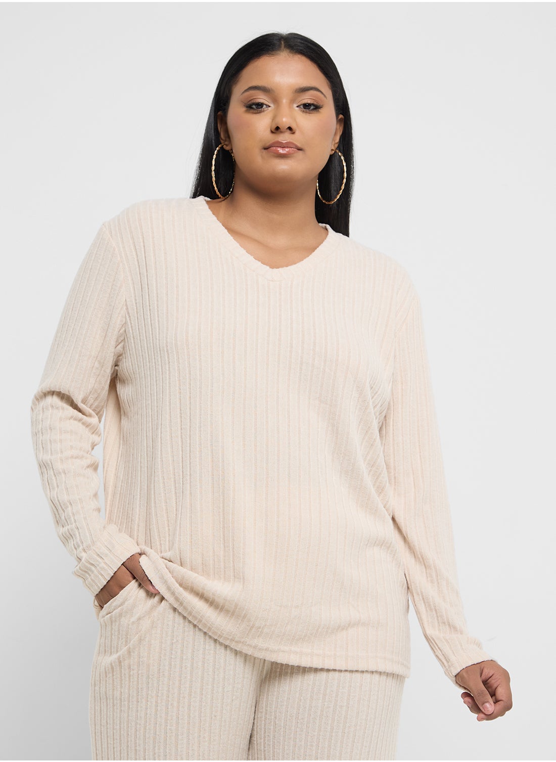 Ribbed Knitted Top & Pant Lounge Set - https://f.nooncdn.com/p/pzsku/Z05C1263B95D49DAA81D6Z/45/_/1731328257/9232477b-4af8-4fa1-9fb7-28d53ff0be34.jpg?format=jpg&width=original