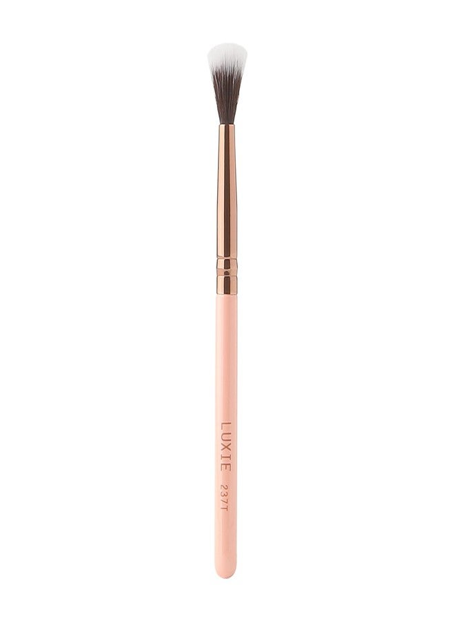 Luxie Rose Gold Blending Brush 237 - Eyeshadow Brush for Applying Transition Colors - Blend Harsh Lines for Flawless Eyeshadow Looks - 1 pc