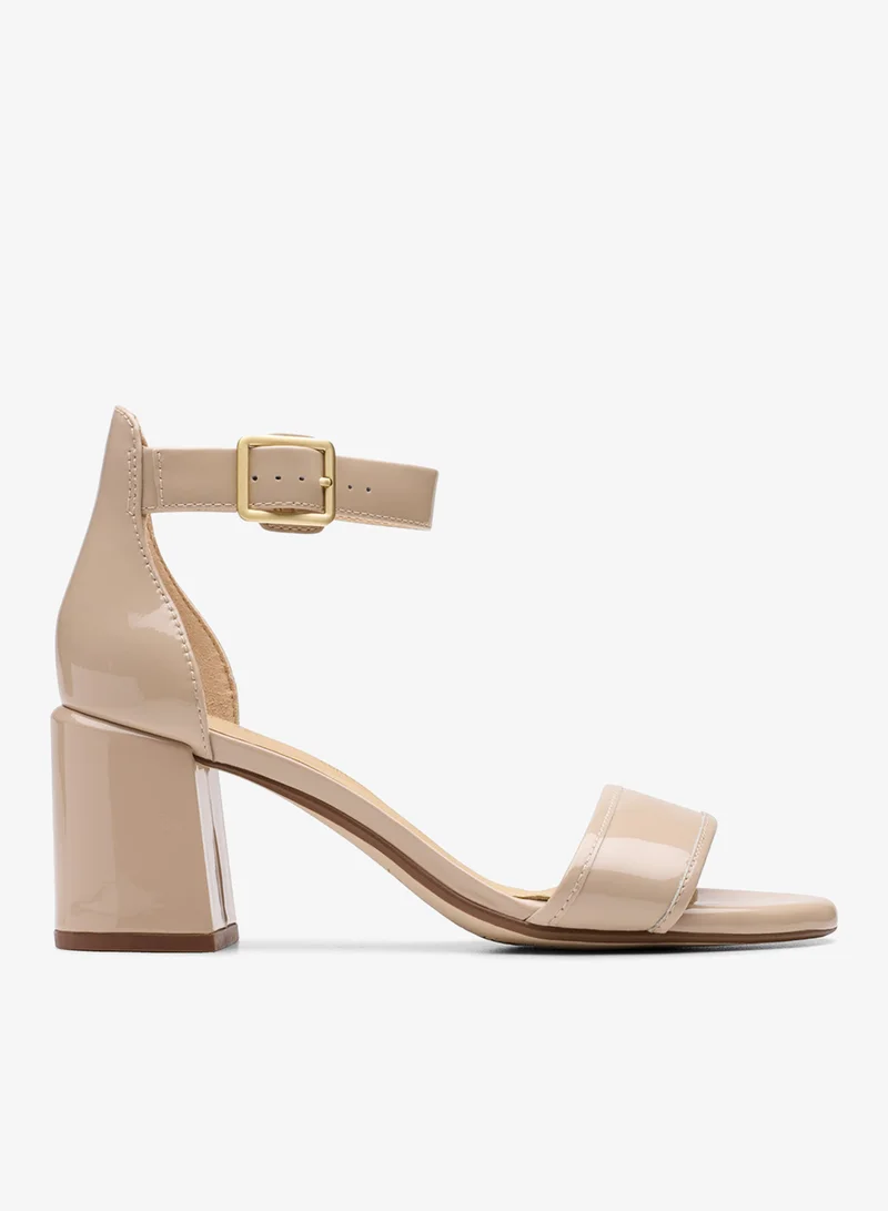 كلاركس Ezoria Mae Sand Patent