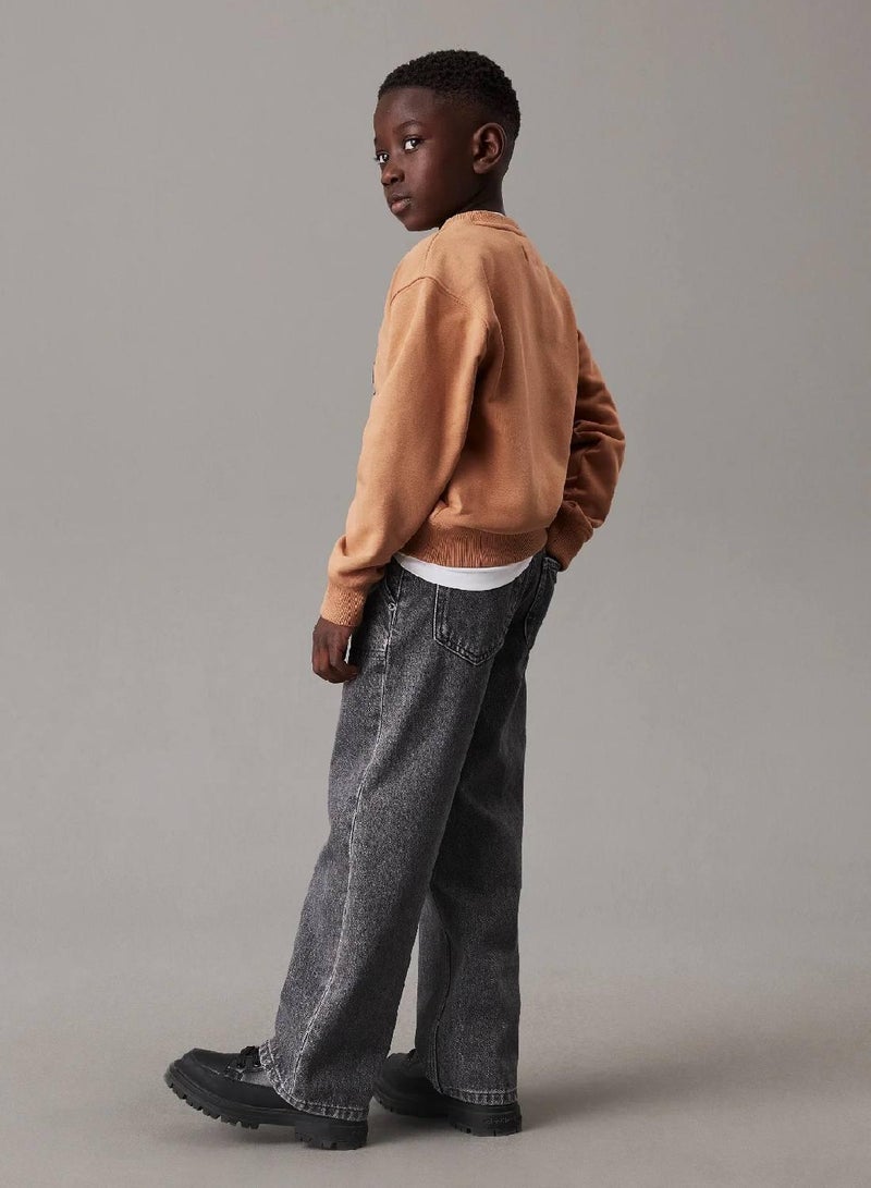 كالفن كلاين جينز سويت شيرت واسع مزين بشعار كلفن كلاين - Image 2