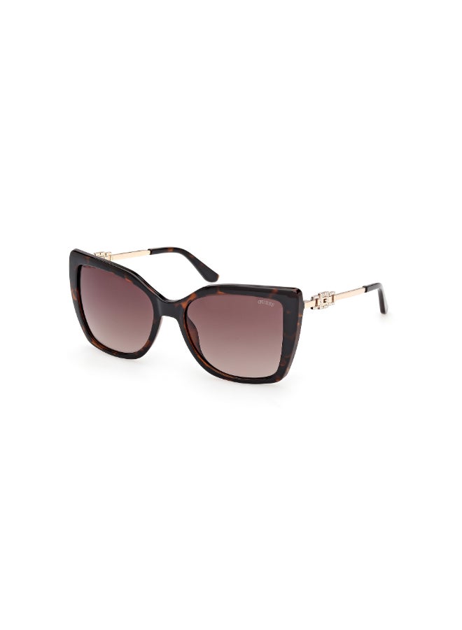 GUESS نظارات شمسية بلاستيكية كاملة الإطار مع حماية من الأشعة فوق البنفسجية من غيس GU0026601B56 - Image 1