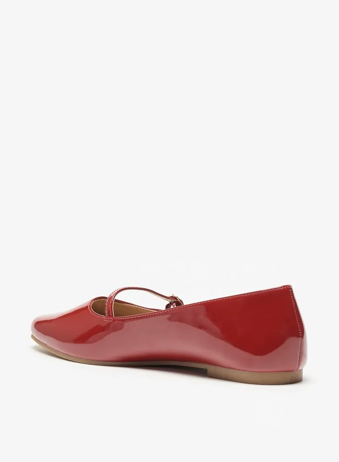 فلورا بيلا من شو إكسبرس Solid Slip-On Ballerina Shoes with Buckle Detail