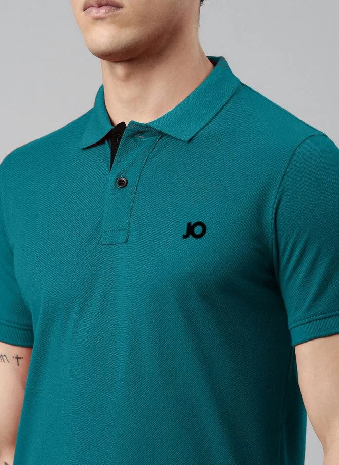 Joven Men's Solid Polo Collar T-Shirt in Green