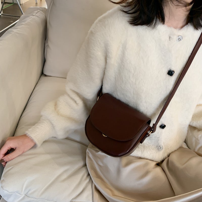 Women's Corduroy Saddle Crossbody Bag - Image 5