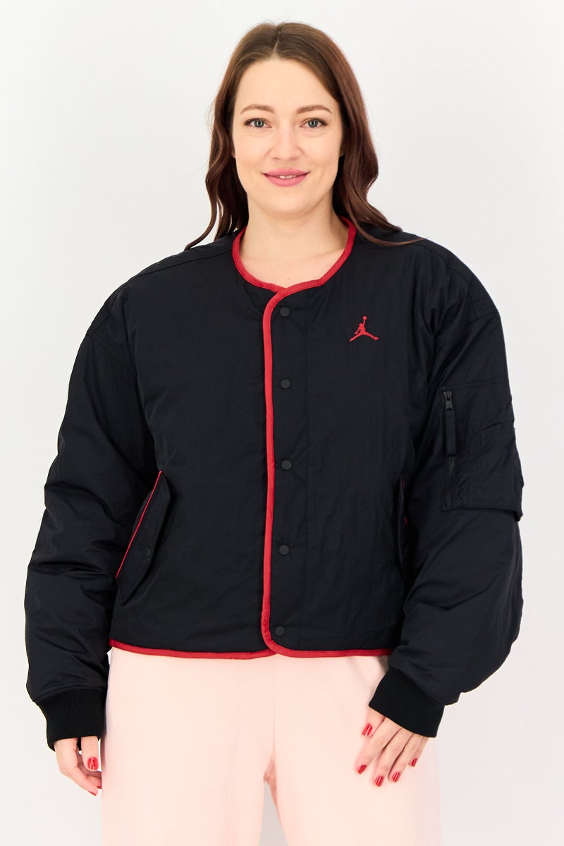 Air Jordan جاكيت خارجي نسائي فضفاض بأكمام طويلة، أسود - Image 1