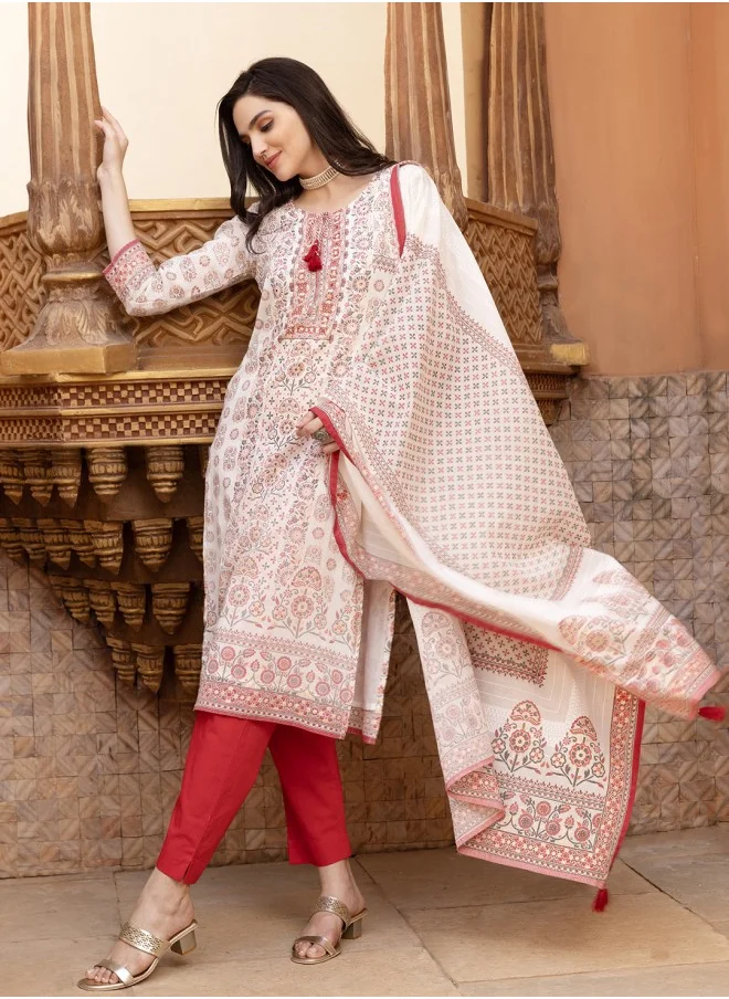 آي شين Embellished Ethnic Motifs Printed Tie Up Kurta With Pants And Printed Dupatta