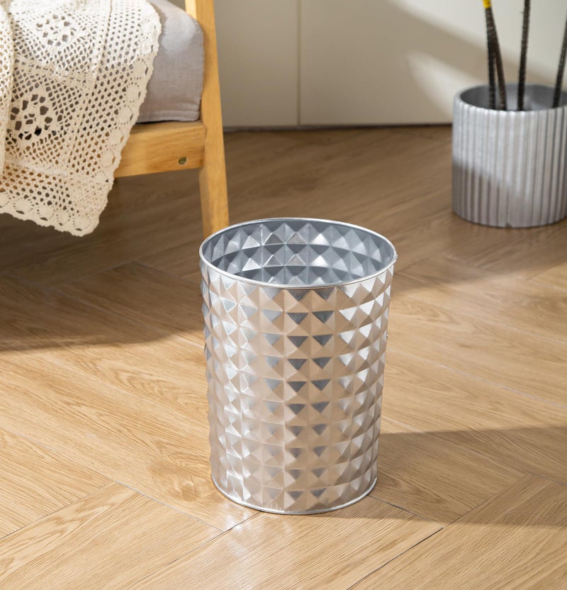 Venalys Small Round Metal Trash Can Wastebasket, Decorative Diamond Pattern Garbage Can Waste Paper Bin, Modern Farmhouse Round Trash Bin for Bathroom, Bedroom, Kitchen and Office (Silver) - Image 2