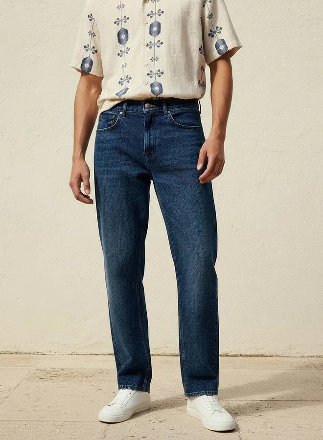 لي كوبر Lee Cooper Men Straight Fit Mid-Rise Jeans