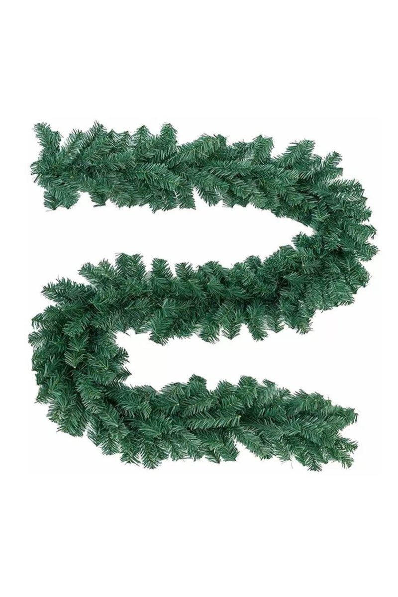 زينة إكليل عيد الميلاد - إكليل صنوبر صناعي عادي بطول 9 أقدام - للديكور المنزلي - ديكور السلالم والطاولات - إكليل من خشب التنوب بمظهر طبيعي - ديكور داخلي وخارجي - أخضر - Image 1
