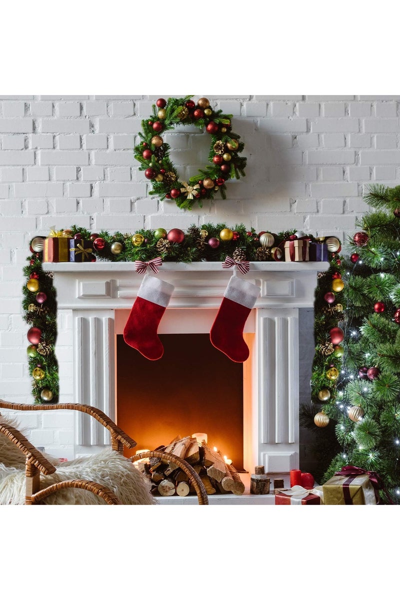 زينة إكليل عيد الميلاد - إكليل صنوبر صناعي عادي بطول 9 أقدام - للديكور المنزلي - ديكور السلالم والطاولات - إكليل من خشب التنوب بمظهر طبيعي - ديكور داخلي وخارجي - أخضر - Image 4