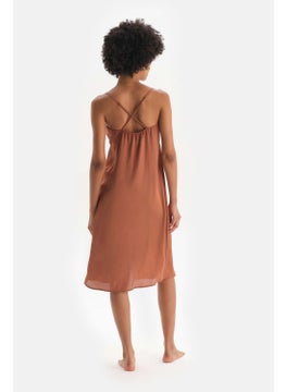 dagi Brown Slit Lace Detailed Satin Nightgown  - Image 2