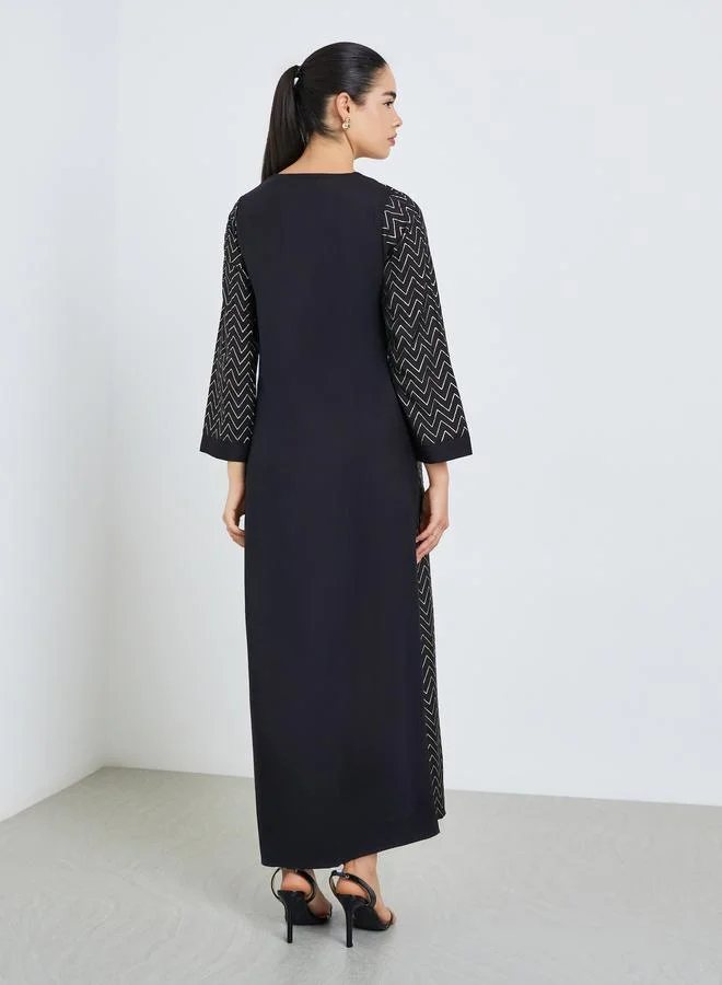 Amirah  Women Zig Zag Foil Print Jalabiya for Women | Best Price UAE